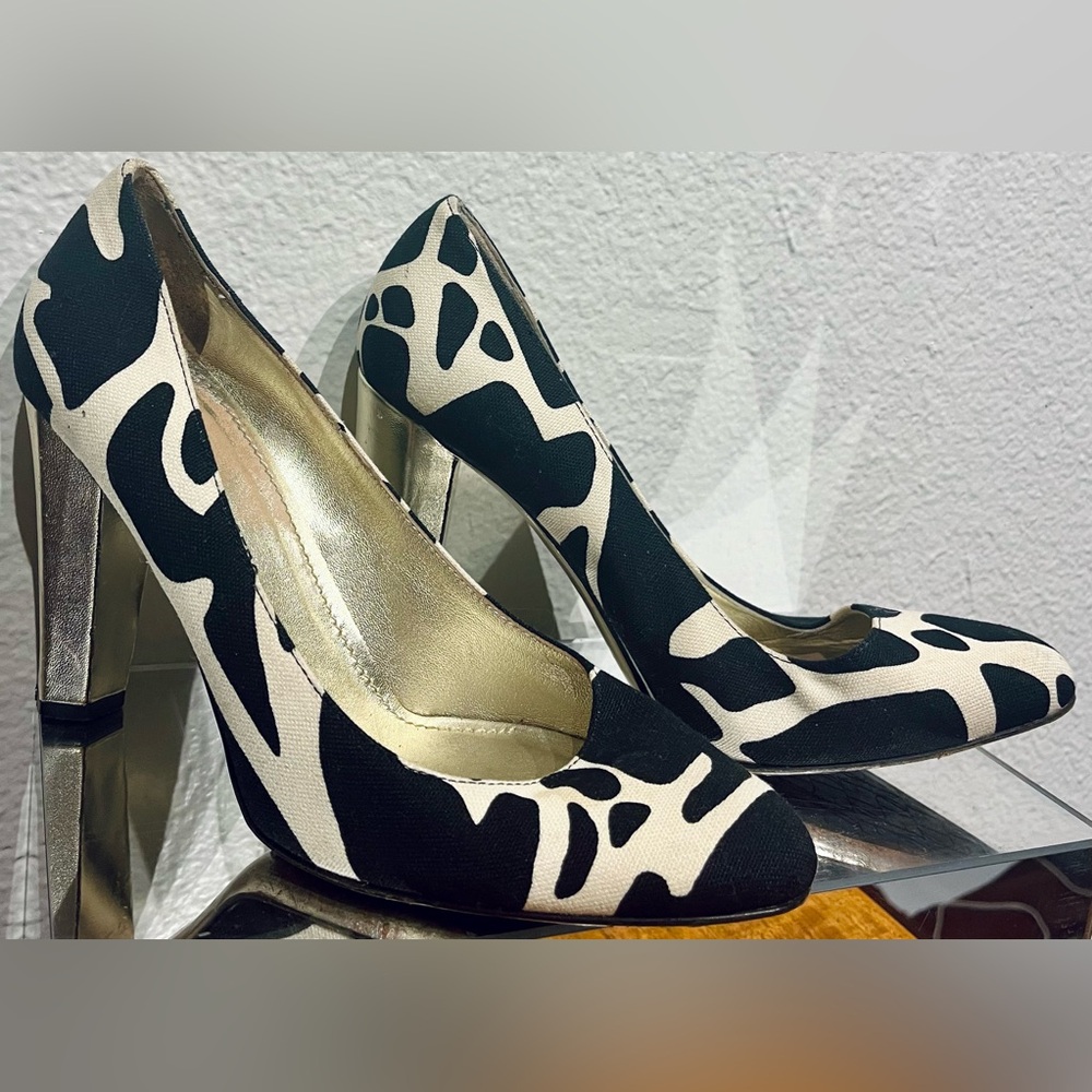 Diane Von Furstenberg Black and Cream Animal Print Canvas Heels